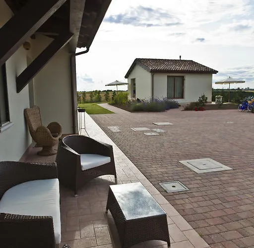 Landhaus Fiumi Uniti Lido di Dante